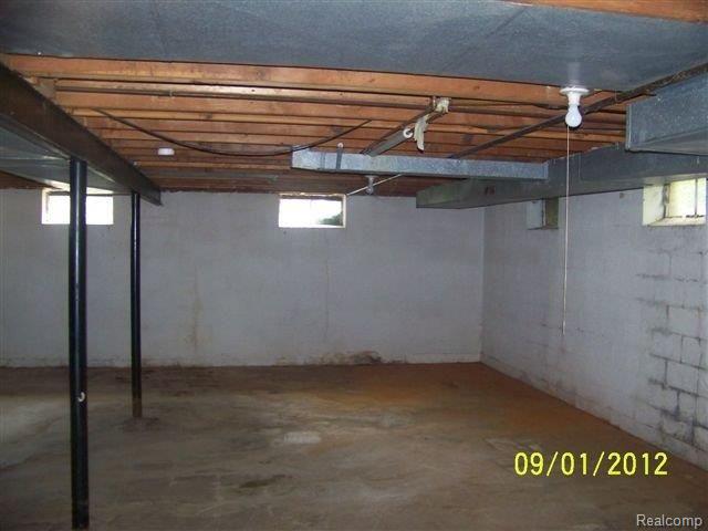 5742 Beechview Drive Rochester, MI 48306 - Photo 9 of 11 basement.JPG