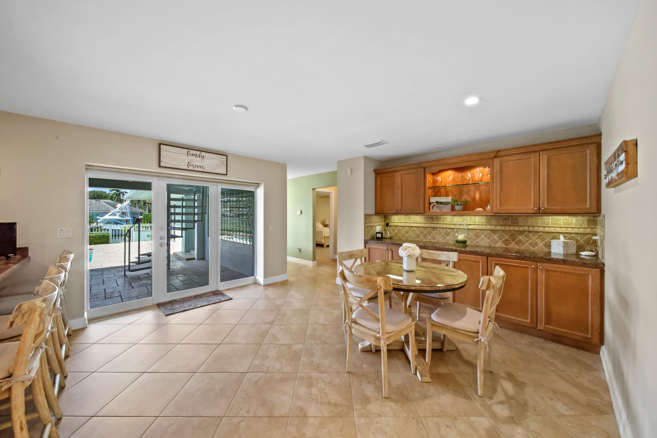 7 Island Road Sewall's Point, FL 34996 - Photo 22 of 70 dining1.jpg-FULL