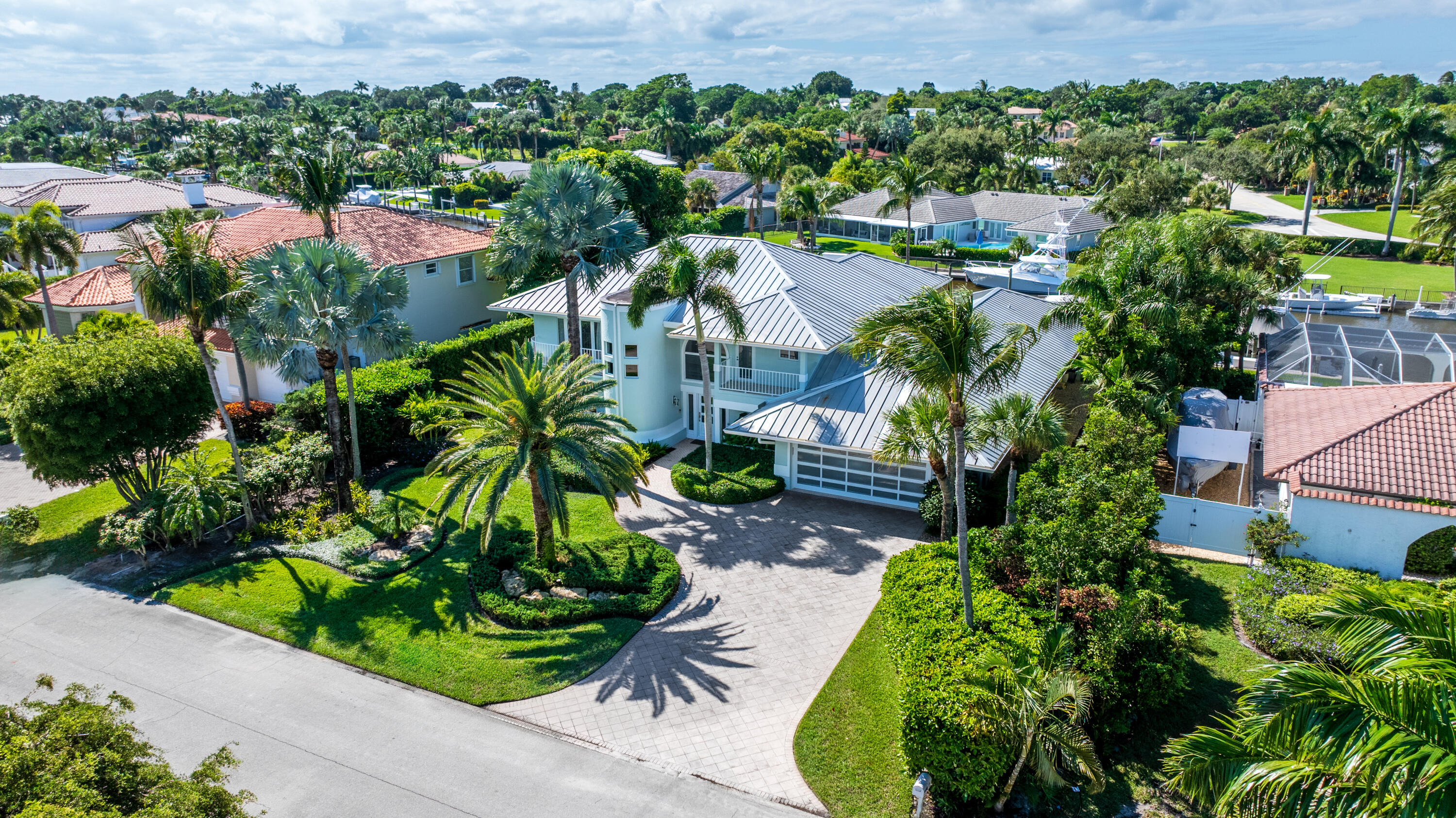 7 Island Road Sewall's Point, FL 34996 - Photo 69 of 70 DJI_20251028131907_0989_D