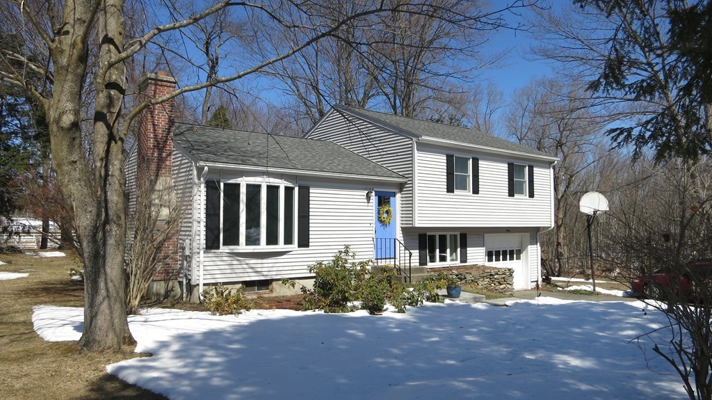 80 Chapel Road Amherst, MA 01002 - Photo 2 of 30