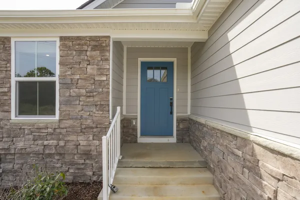 $2,000 | 711 Cottage Drive, Columbia, TN 38401