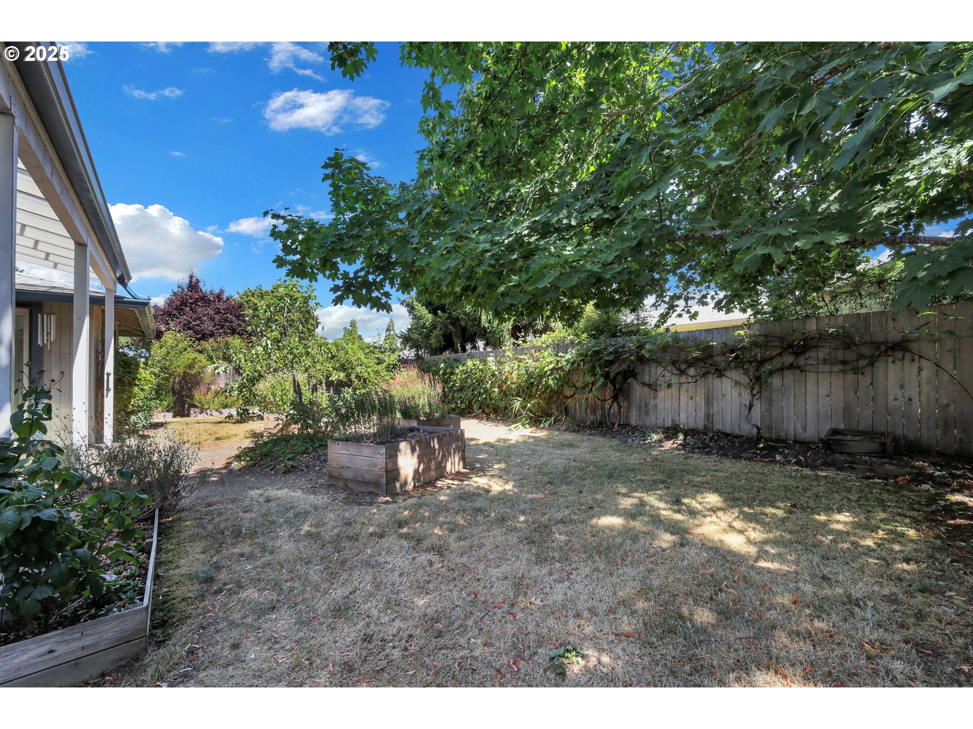 1613 Quaker Street Eugene, OR 97402 - Photo 35 of 46 Gallery Image 35