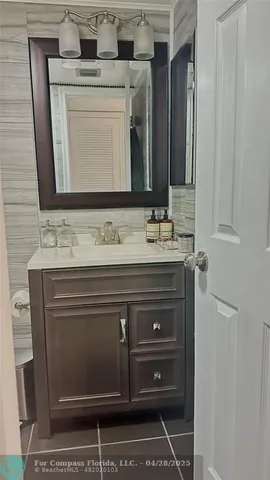 $1,600 | 4046 Northwest 19th Street, Unit 103, Lauderhill, FL 33313