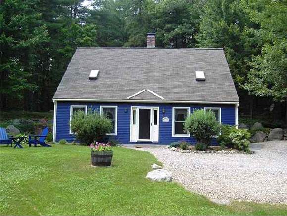 420 Bee Hole Road Loudon, NH 03307 - Photo 1 of 5