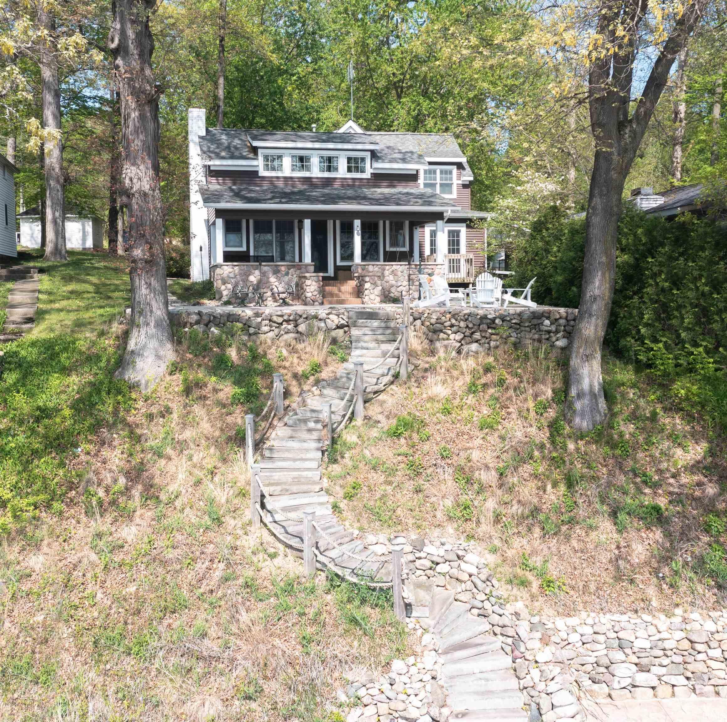 6945 North Kalorama Road Leesburg, IN 46538 - Photo 3 of 36 Gallery Image 3