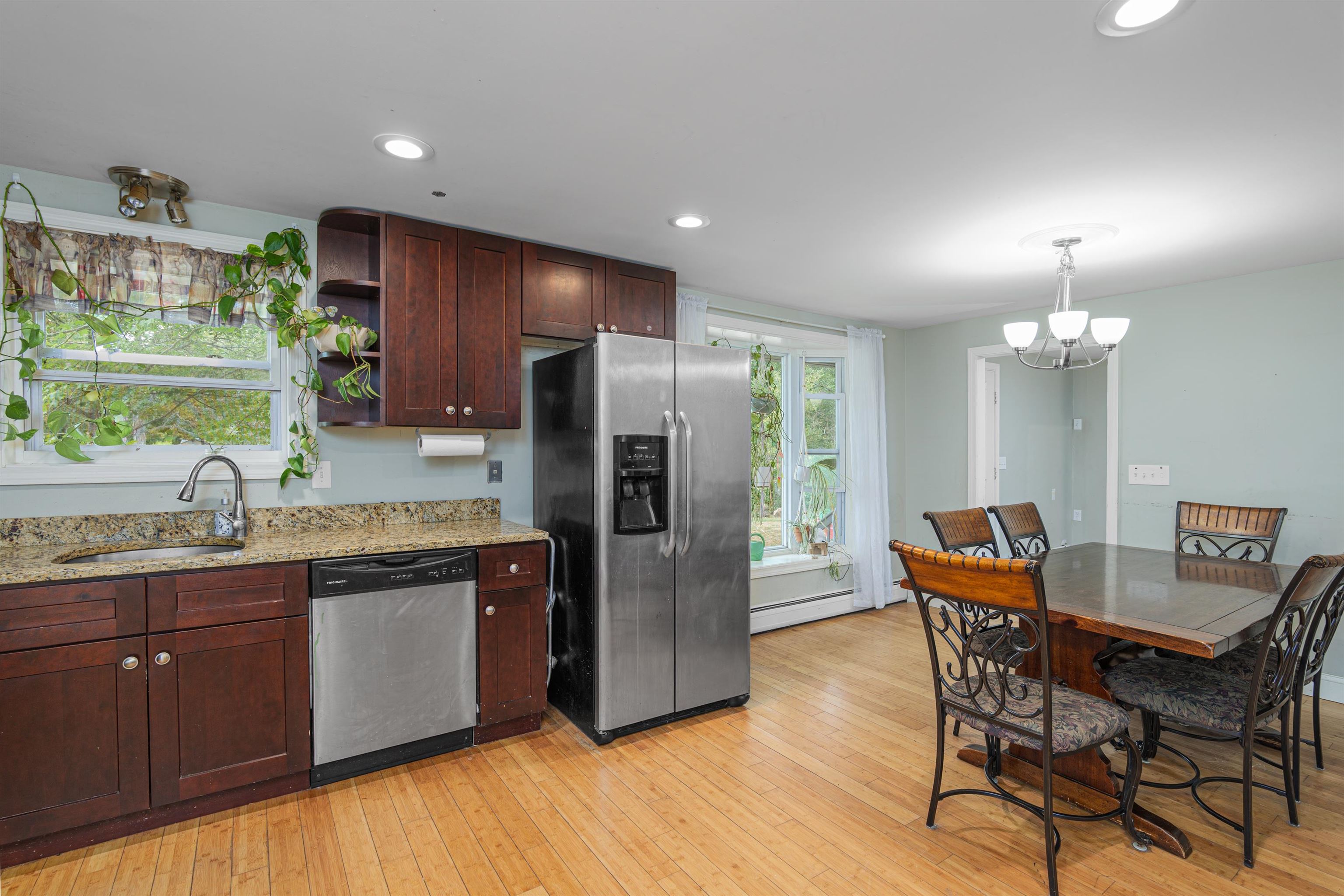 69 Longhill Road Raymond, NH 03077 - Photo 5 of 33