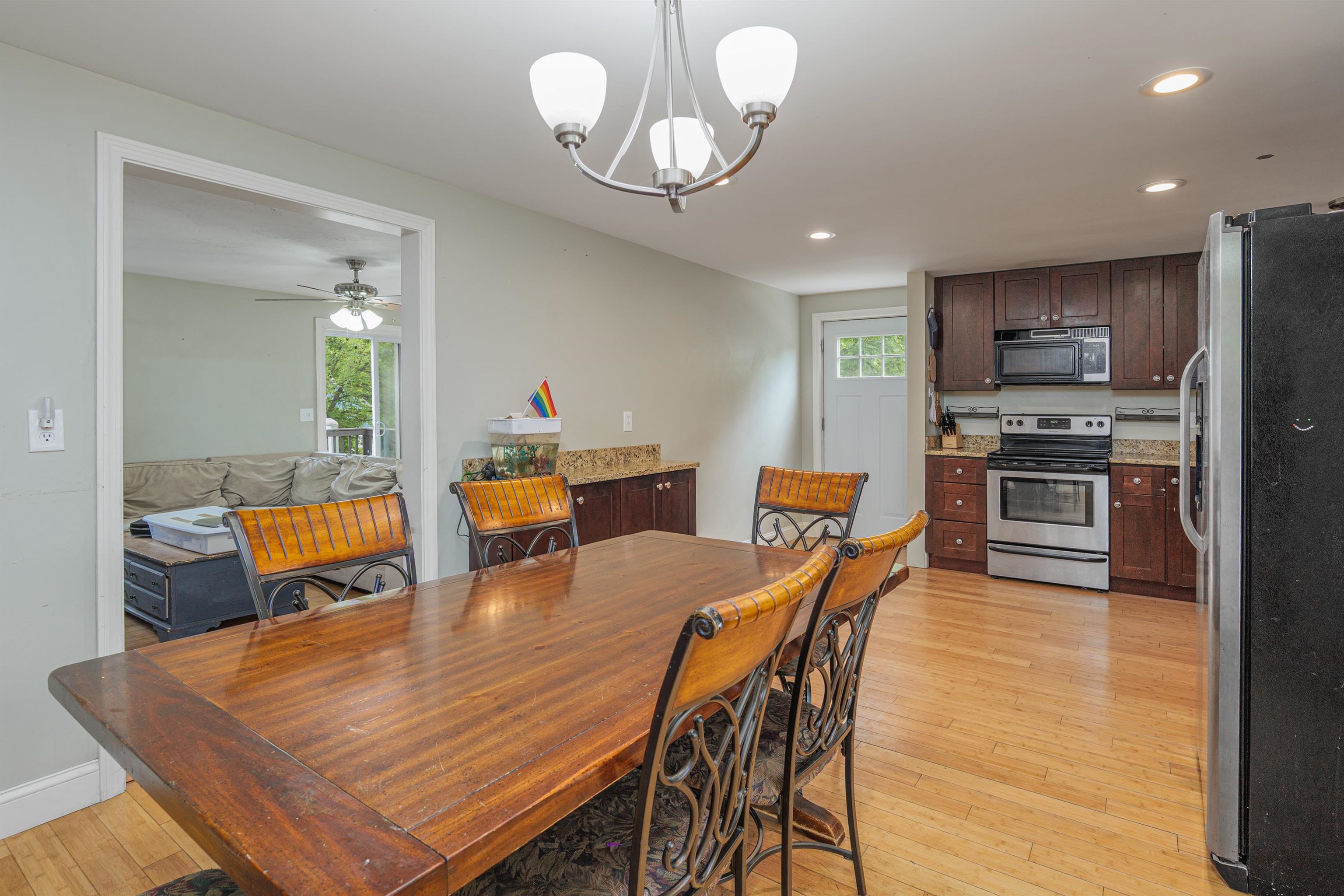 69 Longhill Road Raymond, NH 03077 - Photo 6 of 33