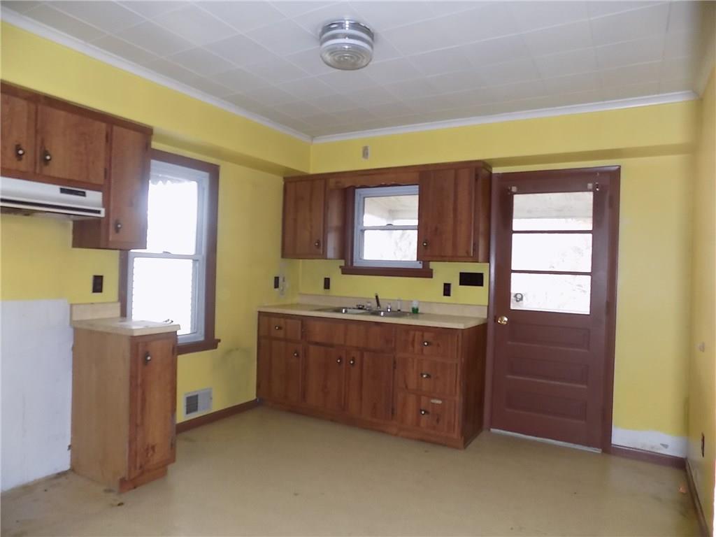 184 Old Pike Road Freeport, PA 16229 - Photo 2 of 6 Gallery Image 2