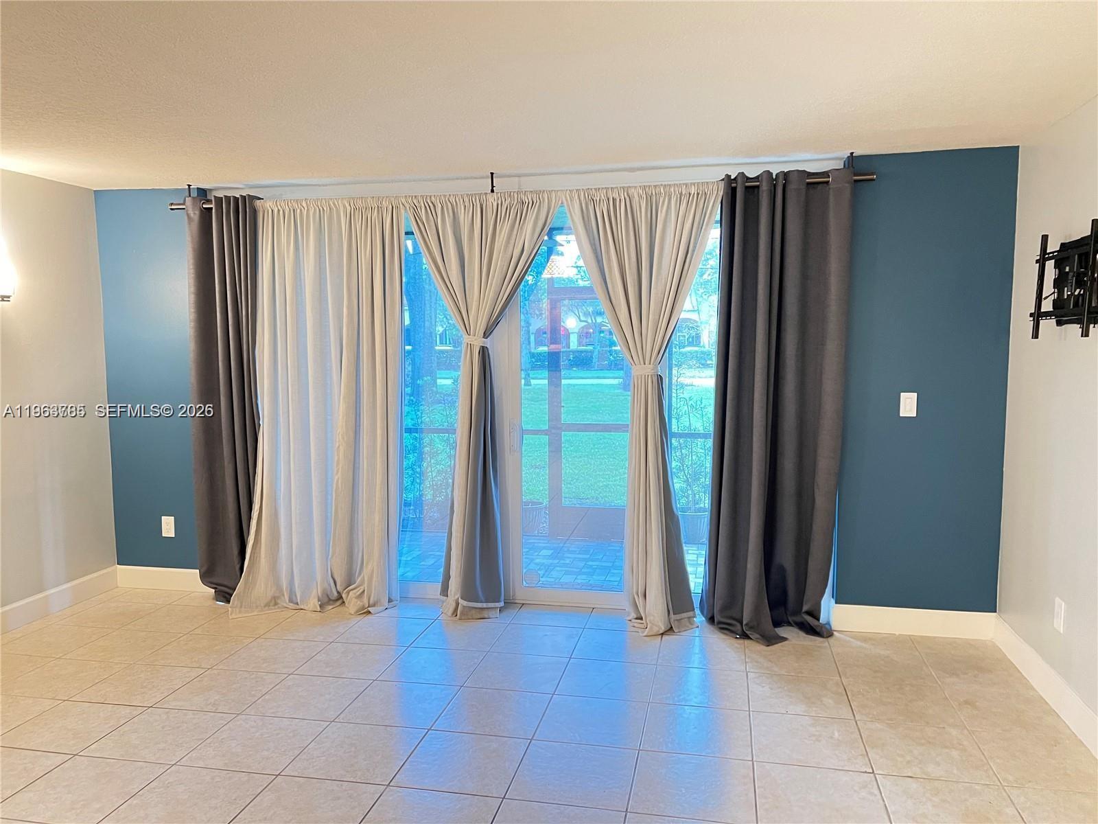 6800 Cypress Road, Unit 101 Plantation, FL 33317 - Photo 4 of 8 Gallery Image 4