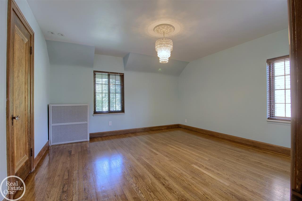 1170 Harvard Road Grosse Pointe Park, MI 48230 - Photo 19 of 30