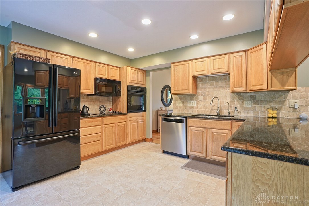 8610 Crossley Road Springboro, OH 45066 - Photo 20 of 64 Gallery Image 20