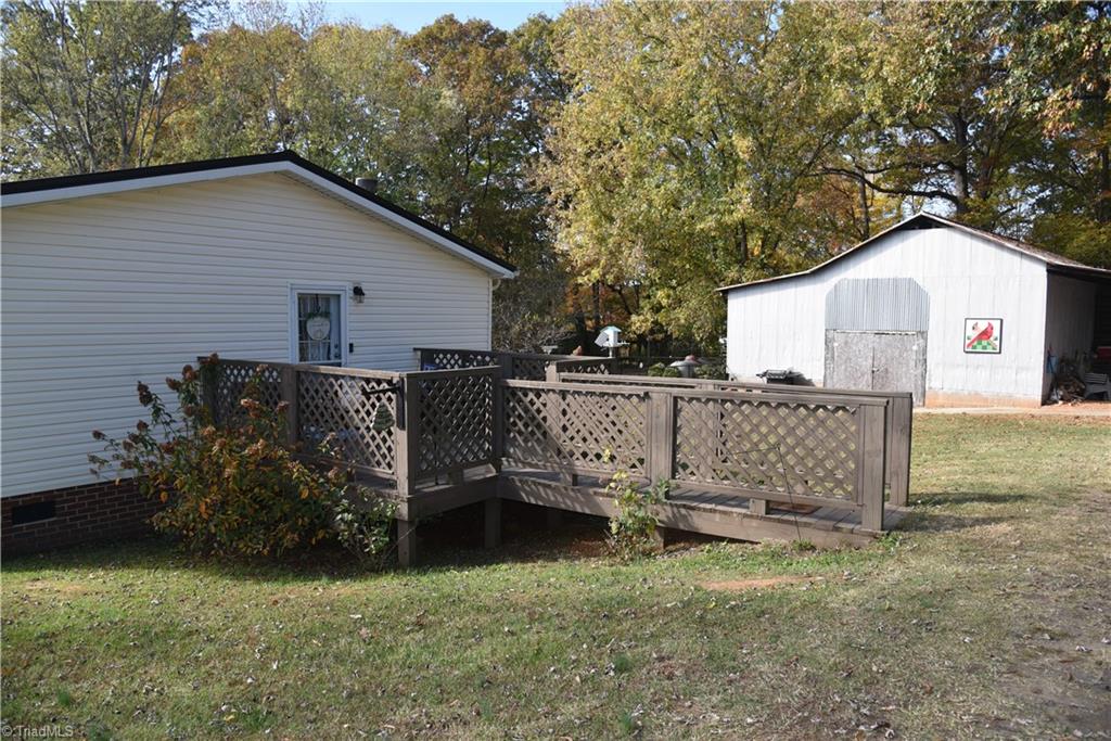 621 Southern Road King, NC 27021 - Photo 25 of 27