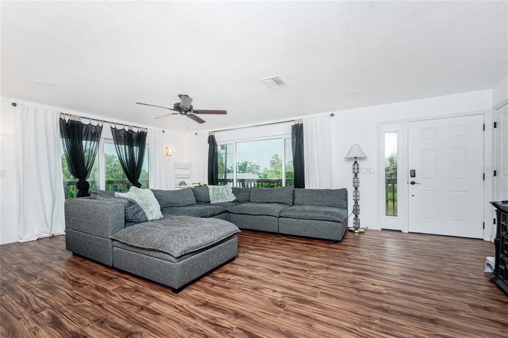 3129 Banyan Way Punta Gorda, FL 33950 - Photo 12 of 52