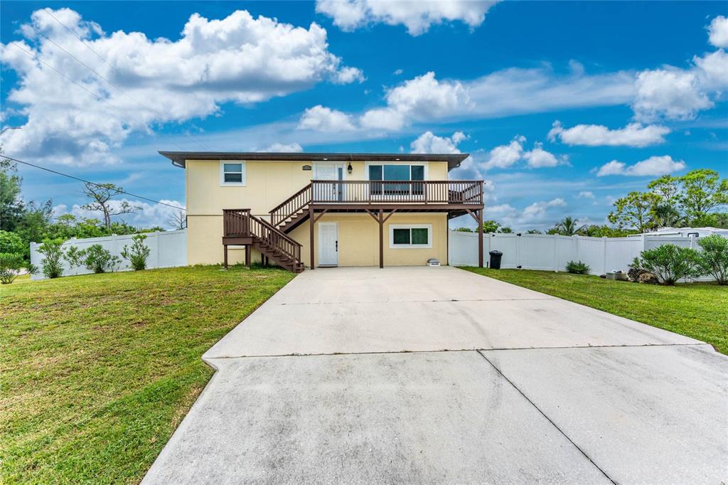 3129 Banyan Way Punta Gorda, FL 33950 - Photo 2 of 52