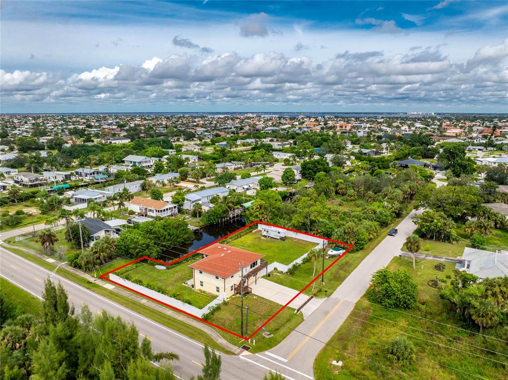 3129 Banyan Way Punta Gorda, FL 33950 - Photo 4 of 52