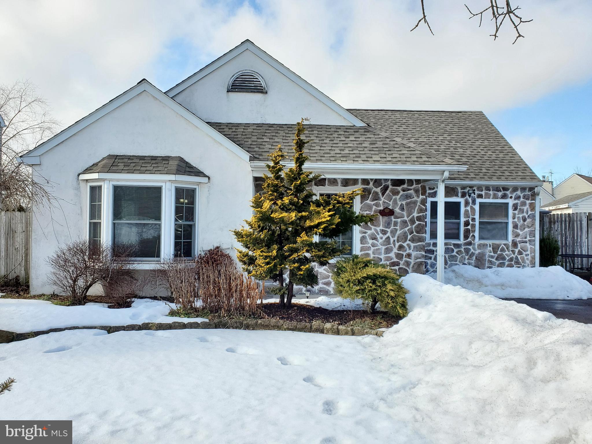 363 East Reliance Road Telford, PA 18969 - Photo 1 of 19 Gallery Image 1