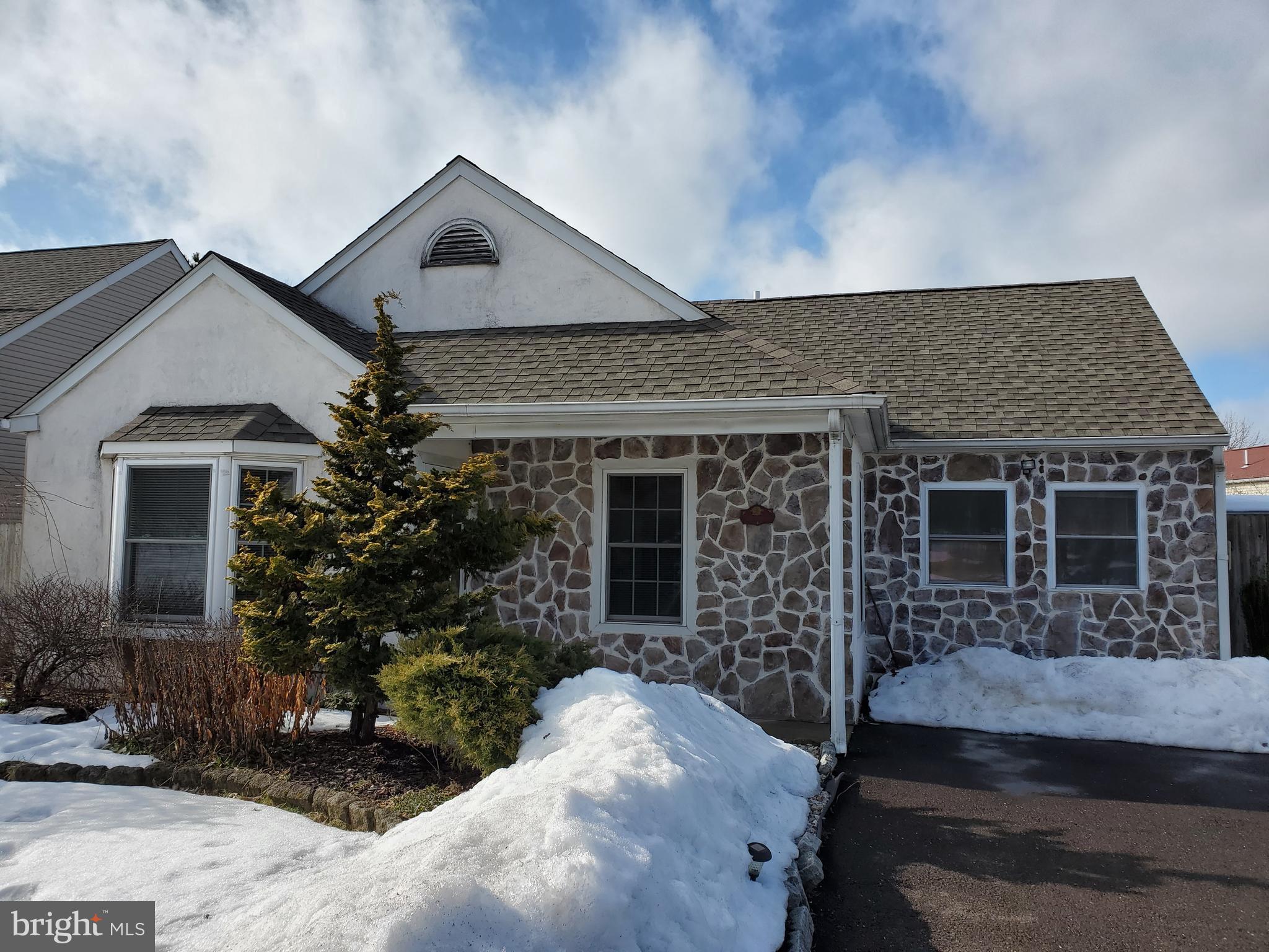 363 East Reliance Road Telford, PA 18969 - Photo 2 of 19 Gallery Image 2