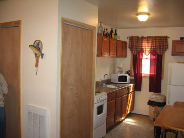 2111 Ridgewood Rd