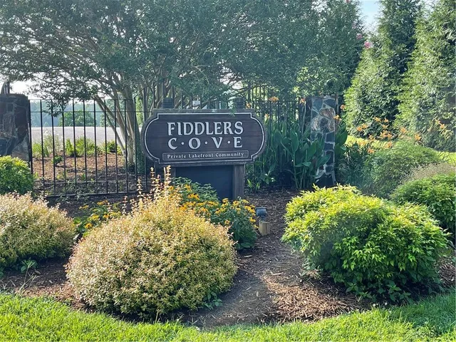 $80,000 | 613 The Bear Boulevard, Tamassee, SC 29686