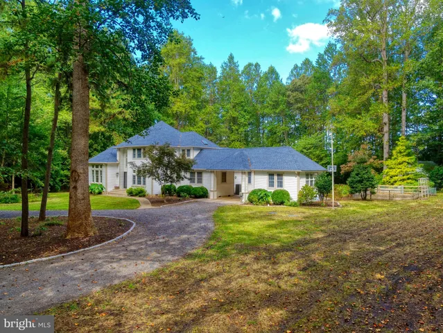 $960,000 | 29247 White Pine Lane, Milton, DE 19968