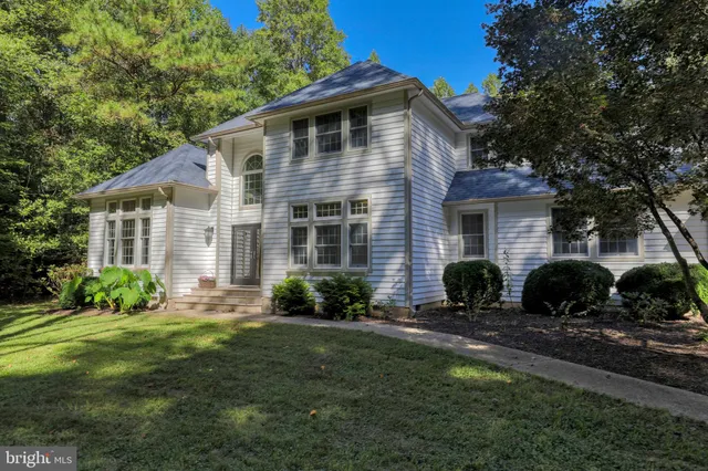 $960,000 | 29247 White Pine Lane, Milton, DE 19968