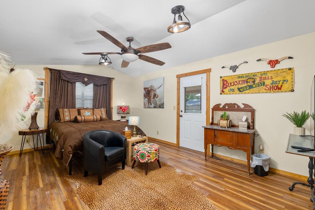 702 14th Street Bandera, TX 78003 - Photo 27 of 40