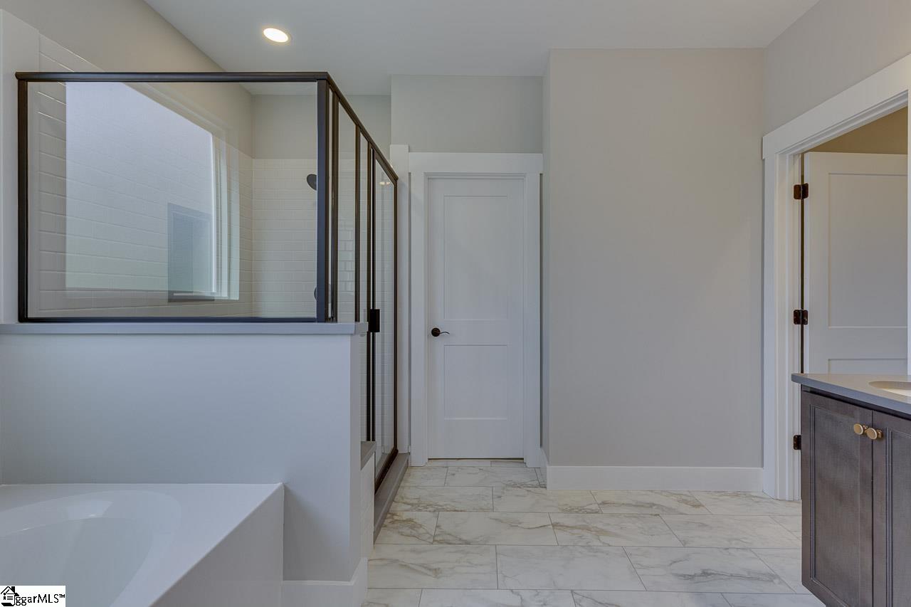 123 Hideaway Lane Easley, SC 29640 - Photo 23 of 47