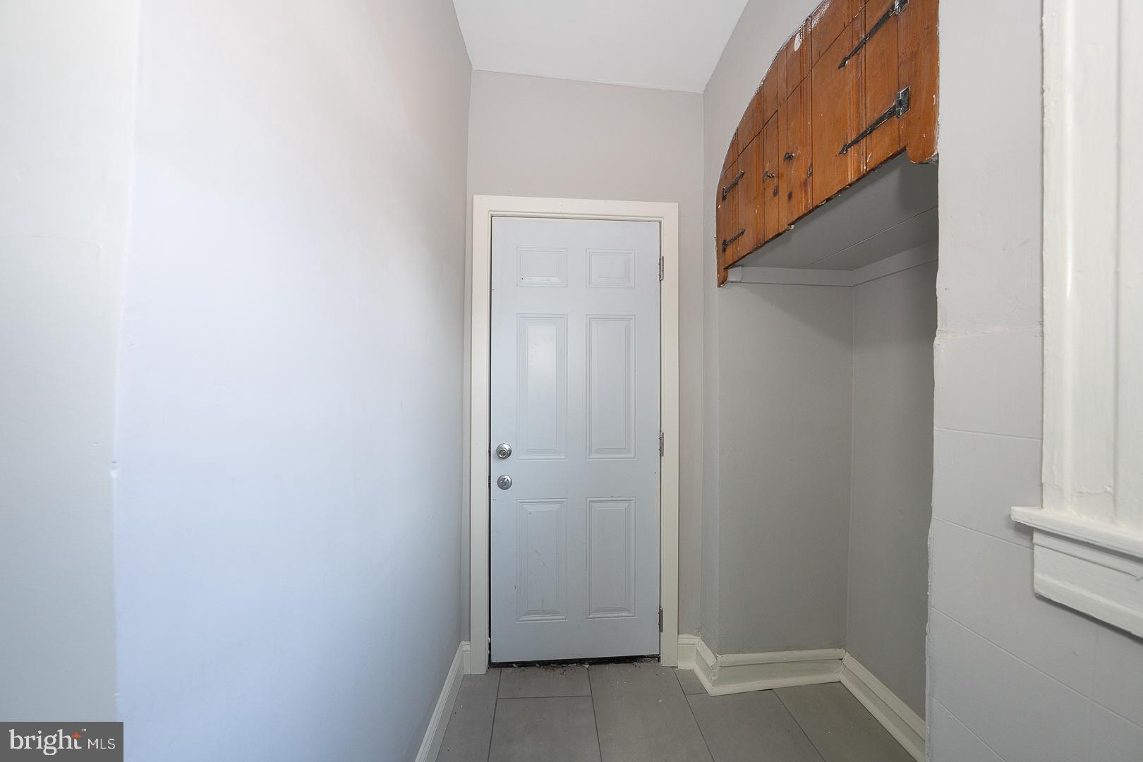 91 Lamport Road Upper Darby, PA 19082 - Photo 19 of 44