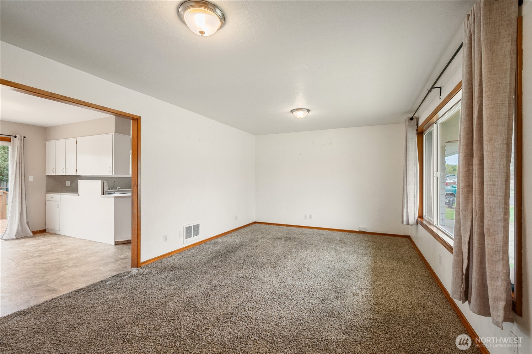 301 Cedar Street Toledo, WA 98591 - Photo 5 of 30