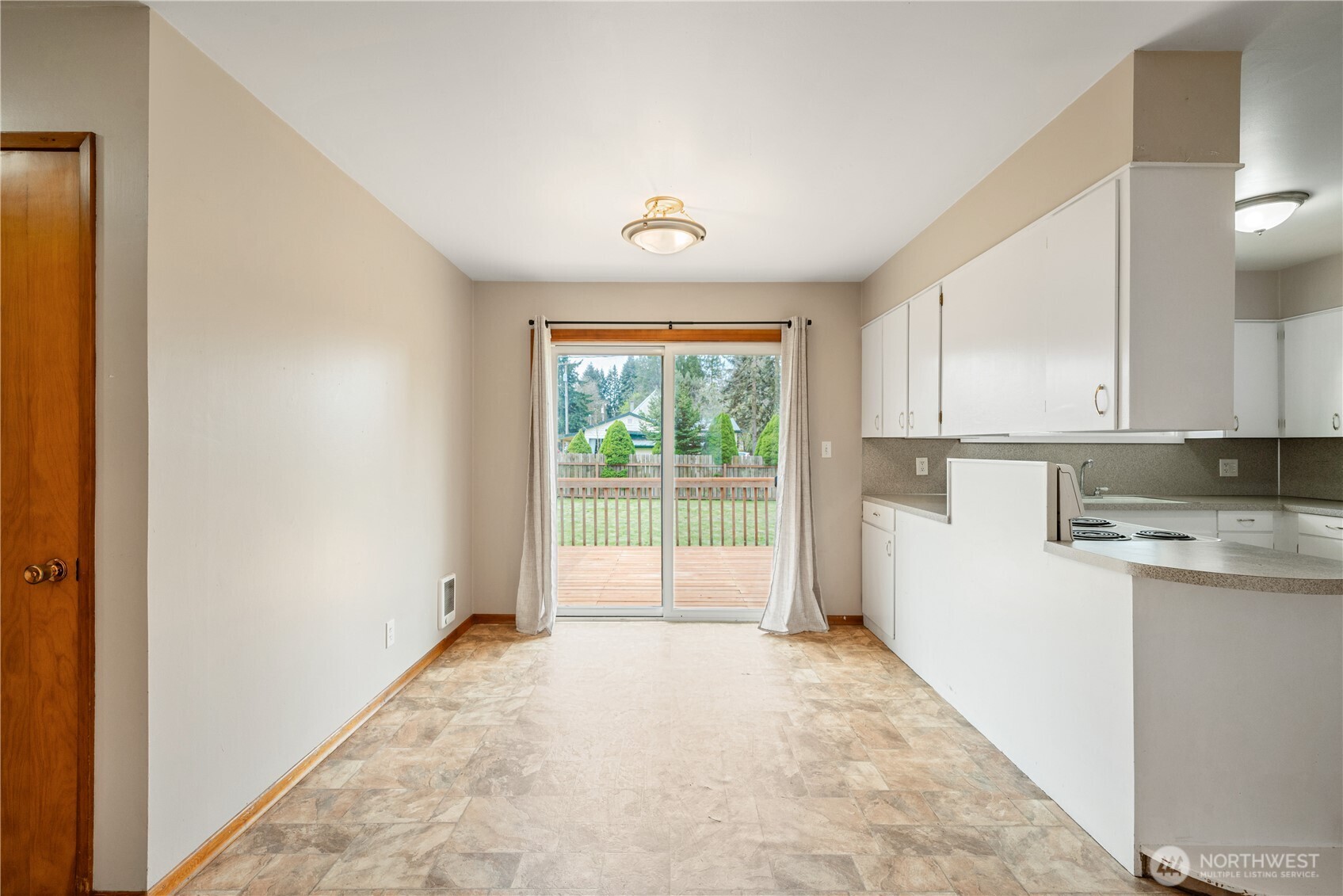 301 Cedar Street Toledo, WA 98591 - Photo 8 of 30