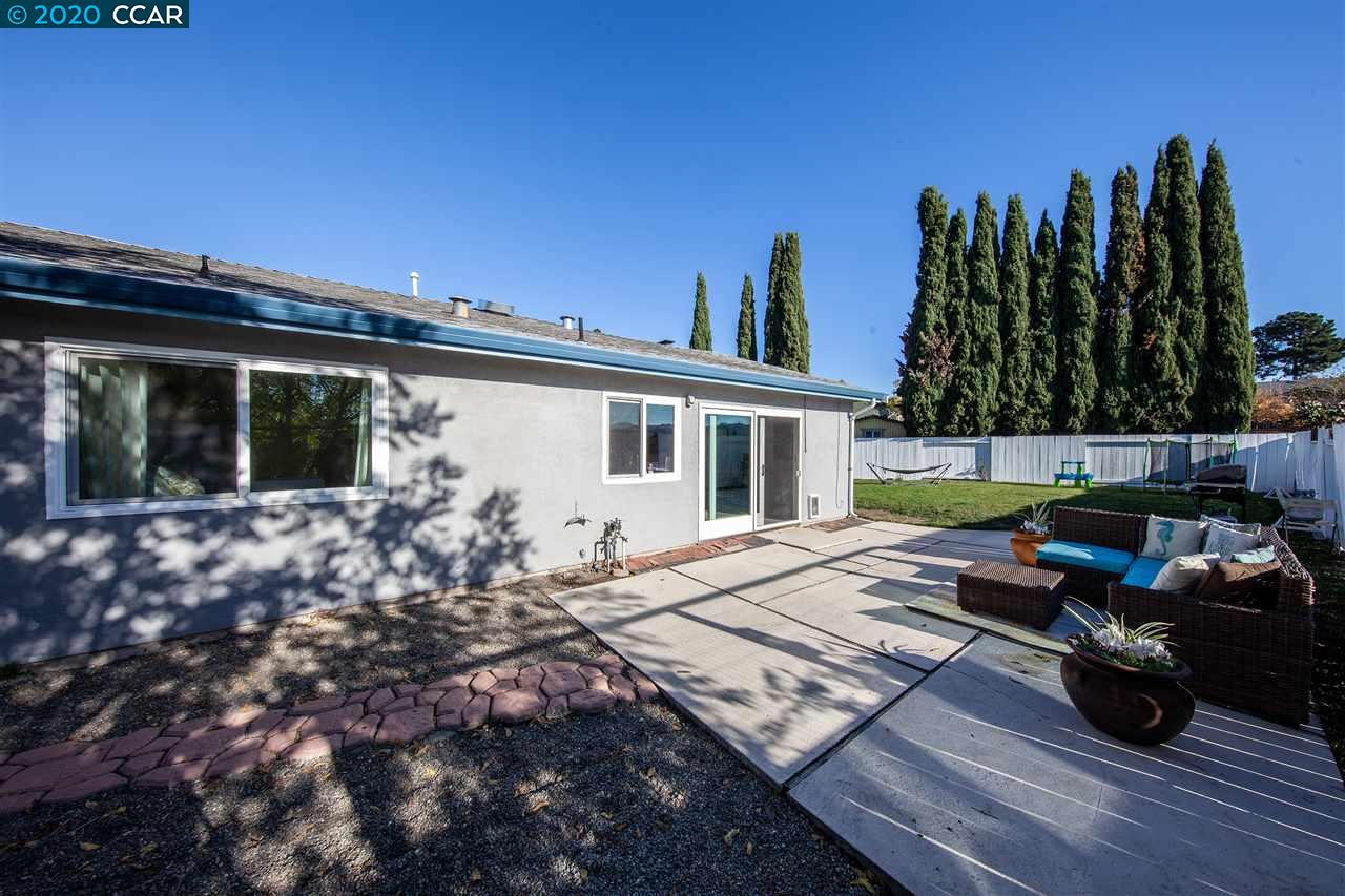 774 Reef Point Court Rodeo, CA 94572 - Photo 34 of 40