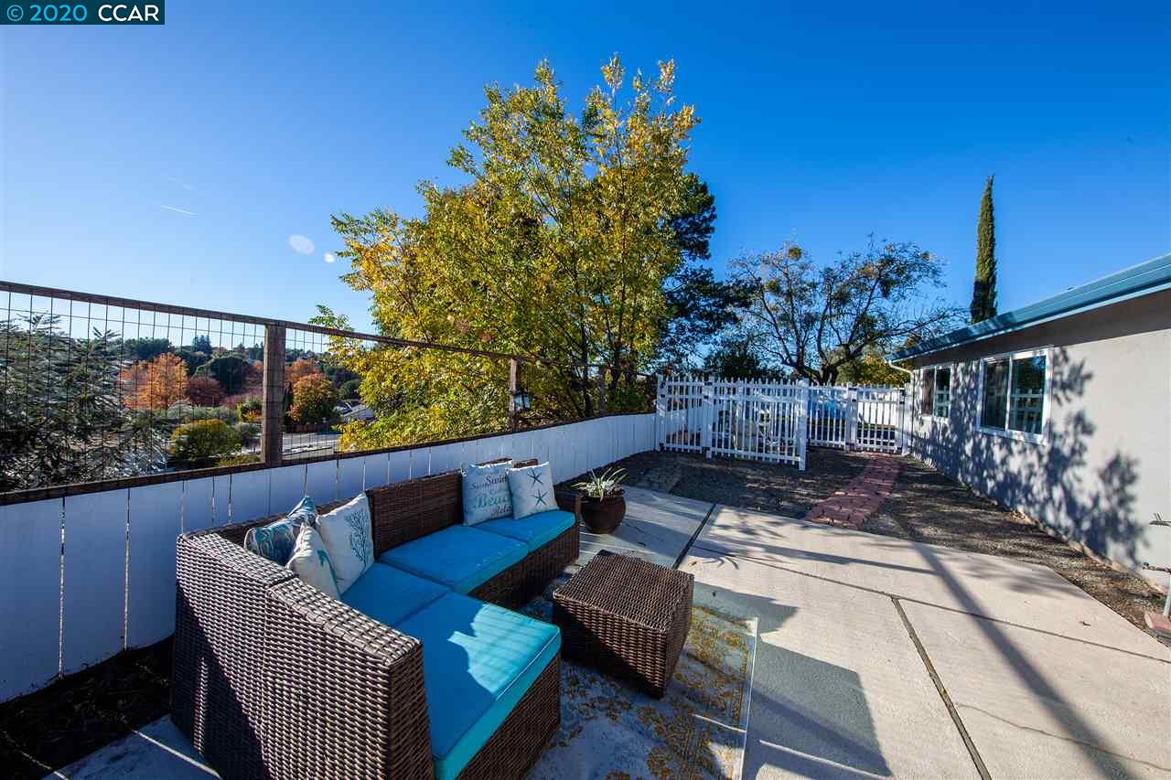 774 Reef Point Court Rodeo, CA 94572 - Photo 35 of 40