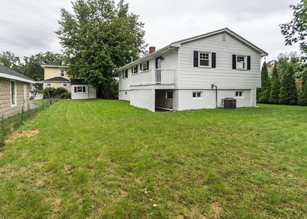 52 Oak Street Wellesley, MA 02482 - Photo 17 of 18