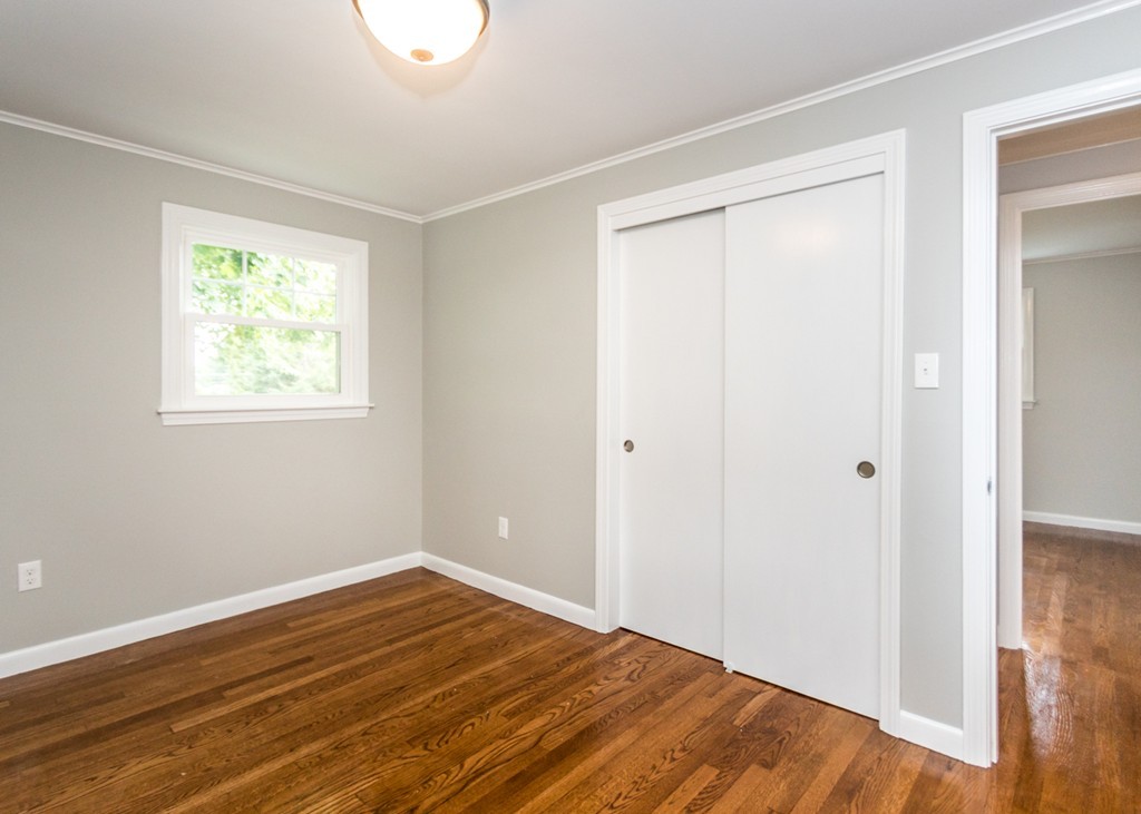 52 Oak Street Wellesley, MA 02482 - Photo 8 of 18