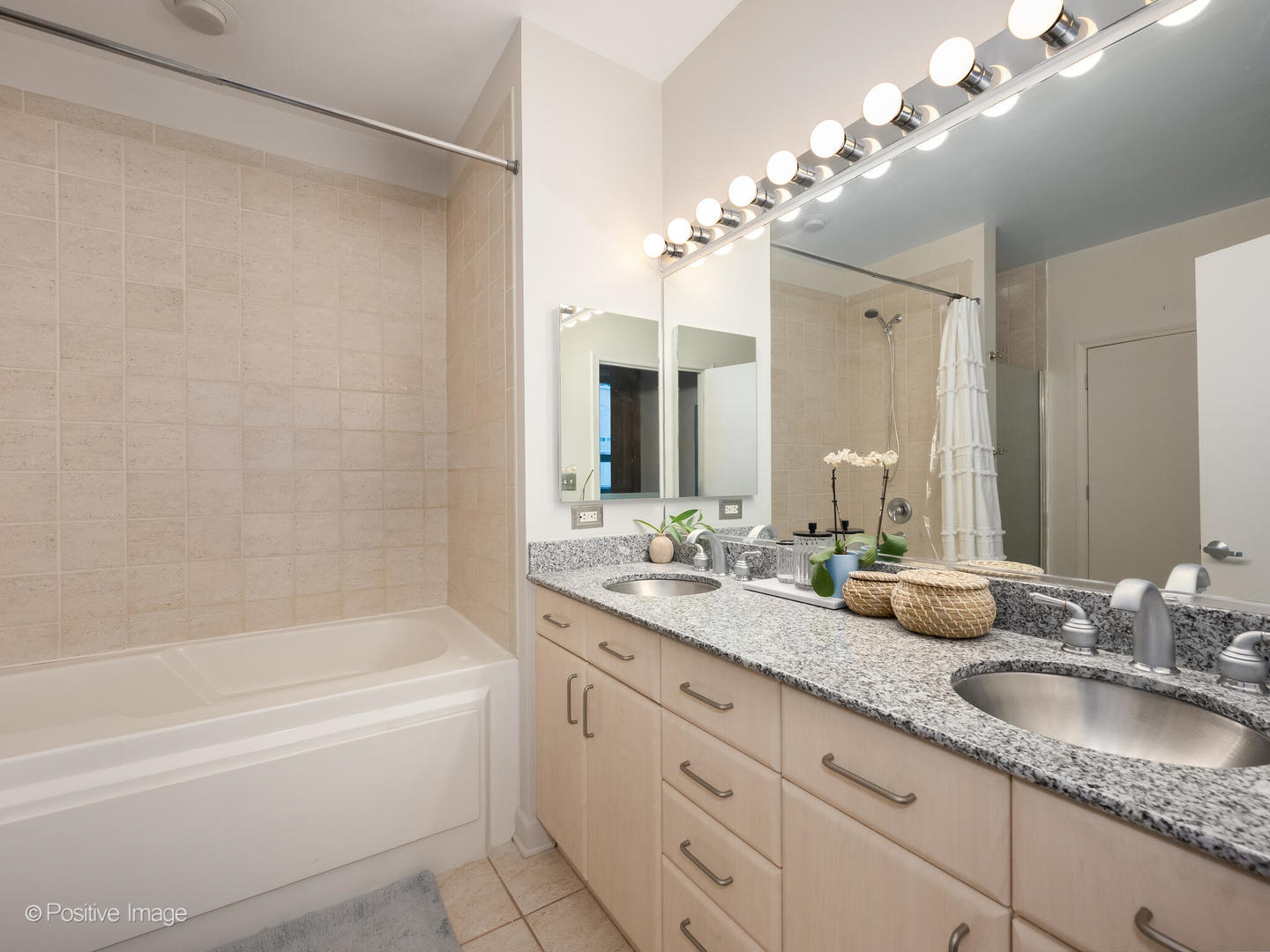 1330 West Monroe Street, Unit 410 Chicago, IL 60607 - Photo 21 of 34