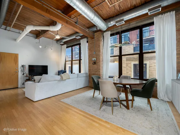 $899,000 | 1330 West Monroe Street, Unit 410, Chicago, IL 60607