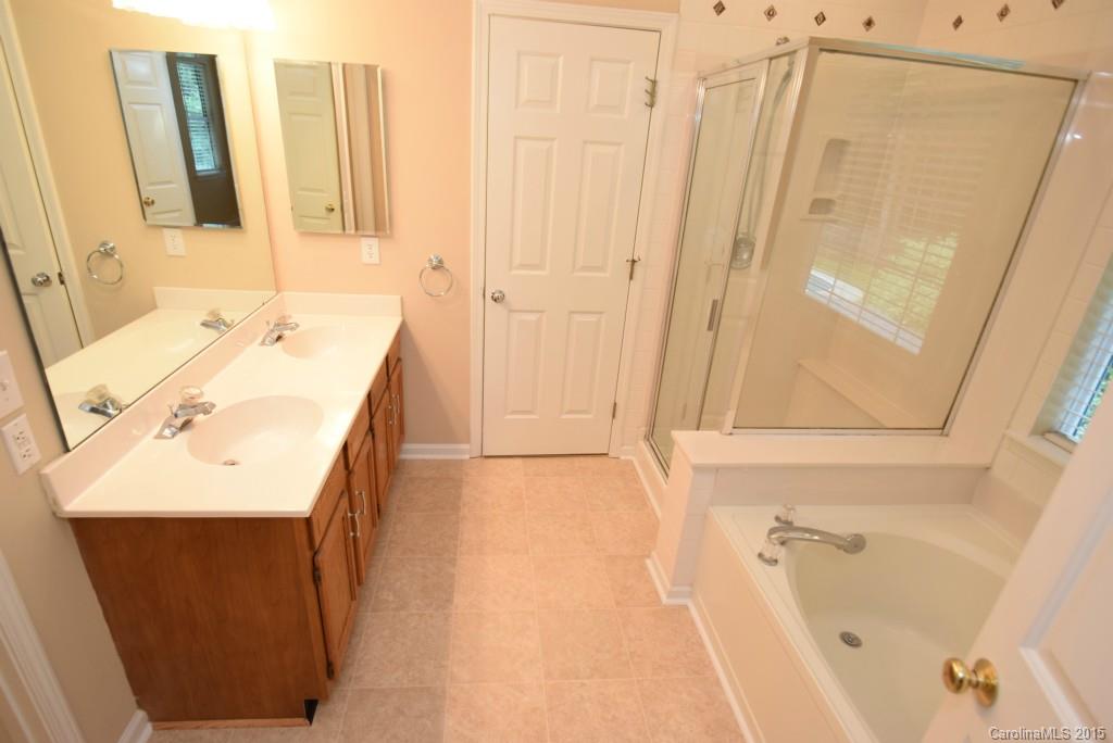 6629 Reedy Creek Road, Unit 26 Charlotte, NC 28215 - Photo 12 of 23