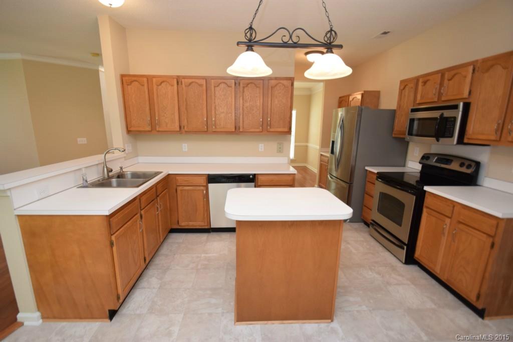 6629 Reedy Creek Road, Unit 26 Charlotte, NC 28215 - Photo 7 of 23