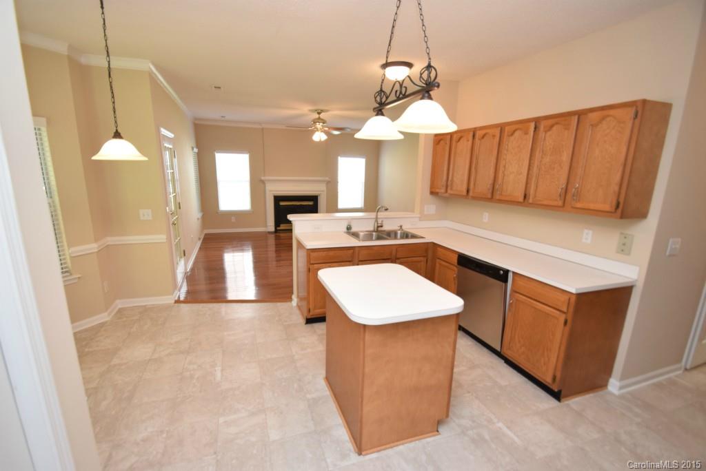 6629 Reedy Creek Road, Unit 26 Charlotte, NC 28215 - Photo 8 of 23