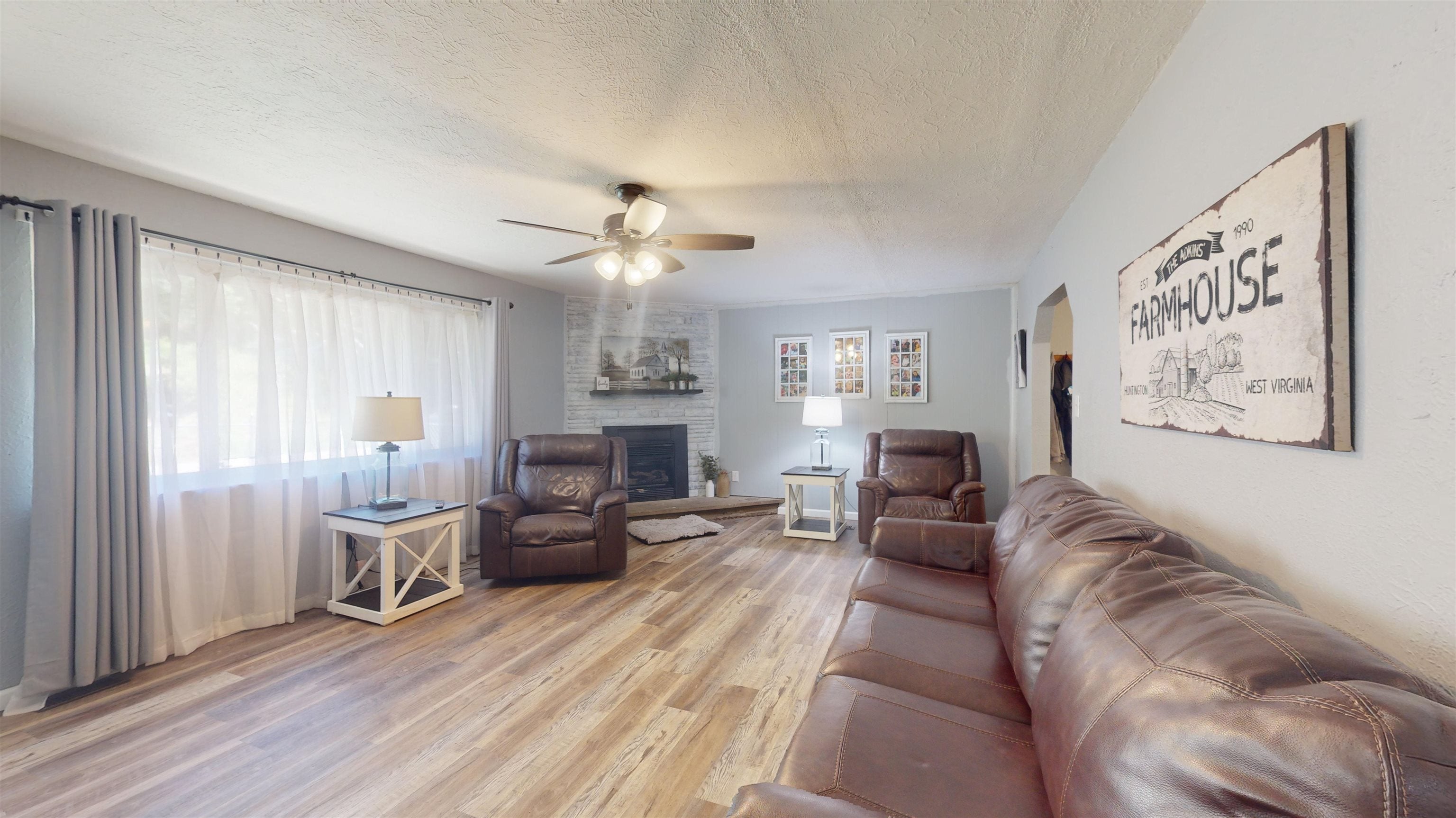 3908 Grapevine Road Huntington, WV 25701 - Photo 4 of 25 Gallery Image 4