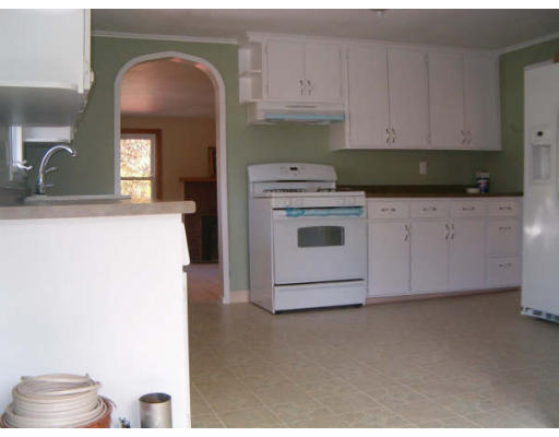 159 E Road Warren, MA 01083 - Photo 3 of 18 Gallery Image 3