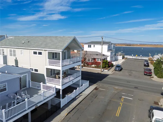 a view of a house with a garage