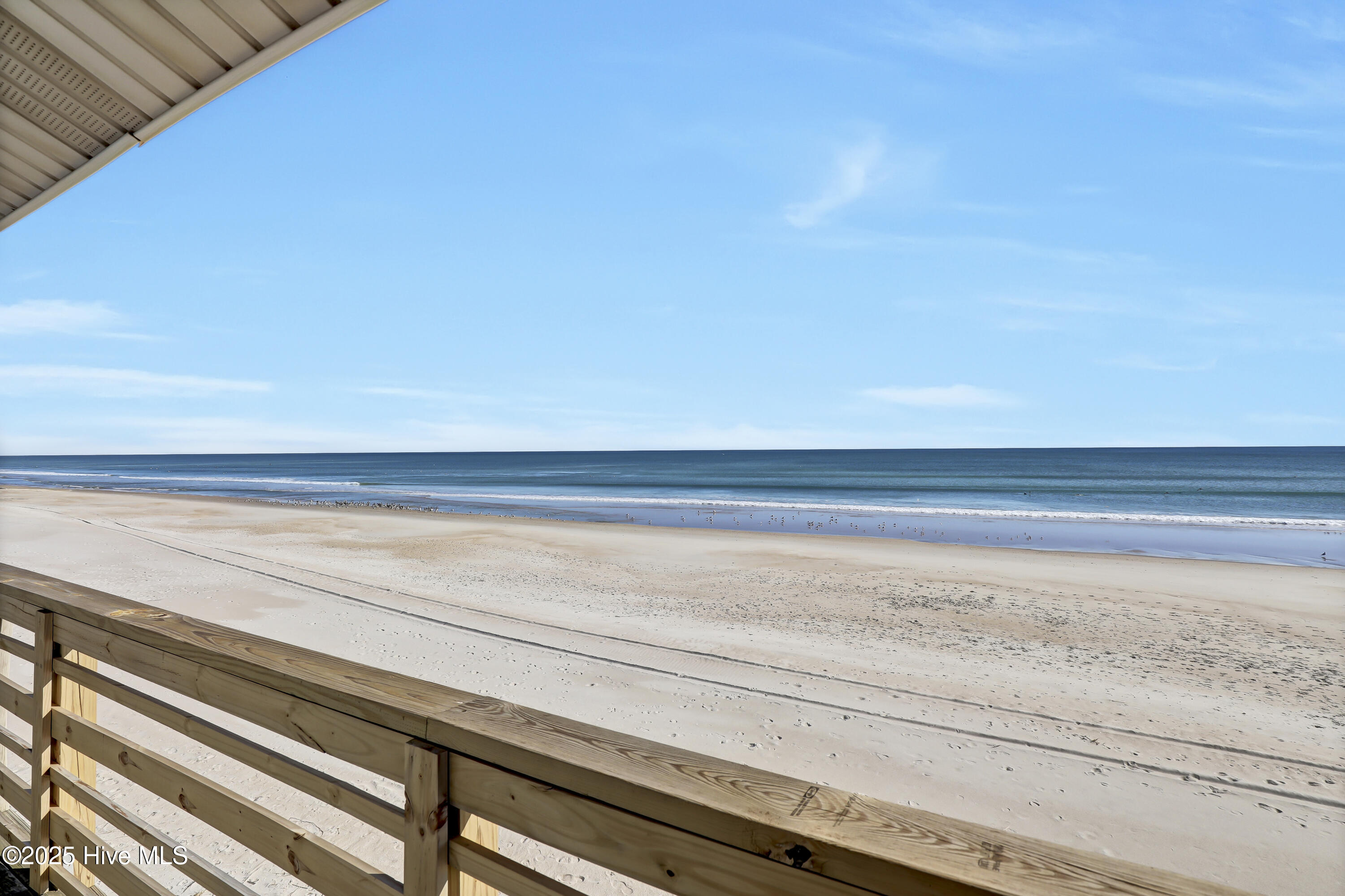 464 Topsail Road North Topsail Beach, NC 28460 - Photo 9 of 39 6G8A5520