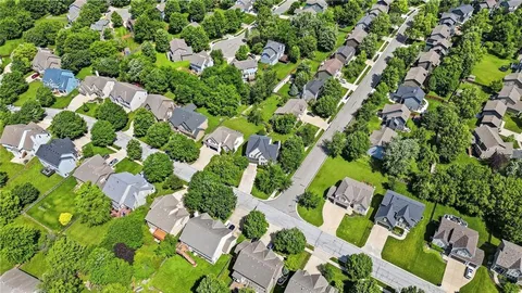 $550,000 | 16660 West 155th Terrace, Olathe, KS 66062