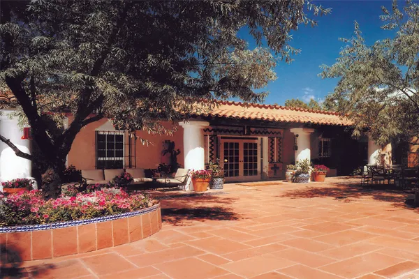 $9,500,000 | 1379 Canyon Road, Santa Fe, NM 87501