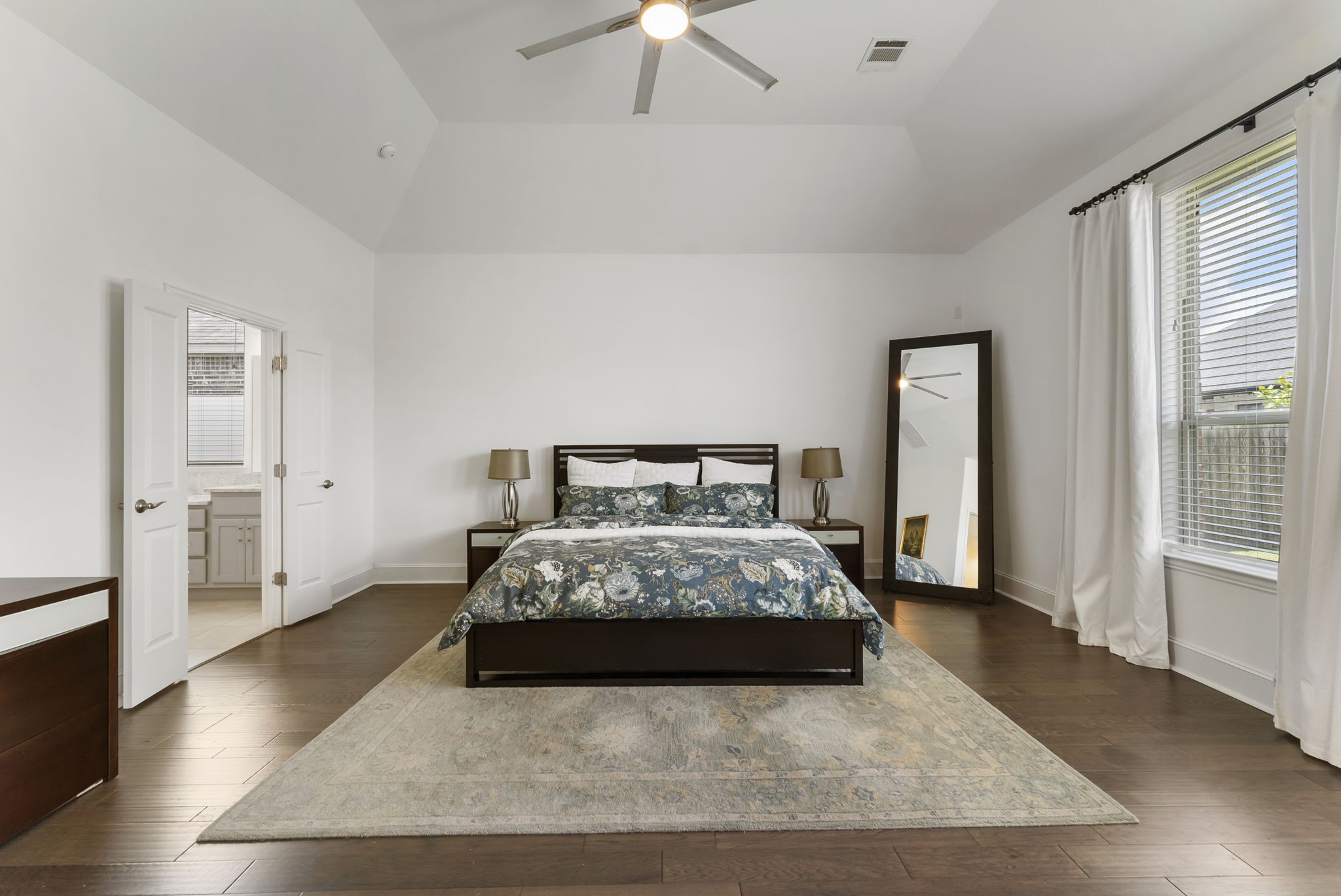 1038 Bat Hawk Court Conroe, TX 77385 - Photo 13 of 31