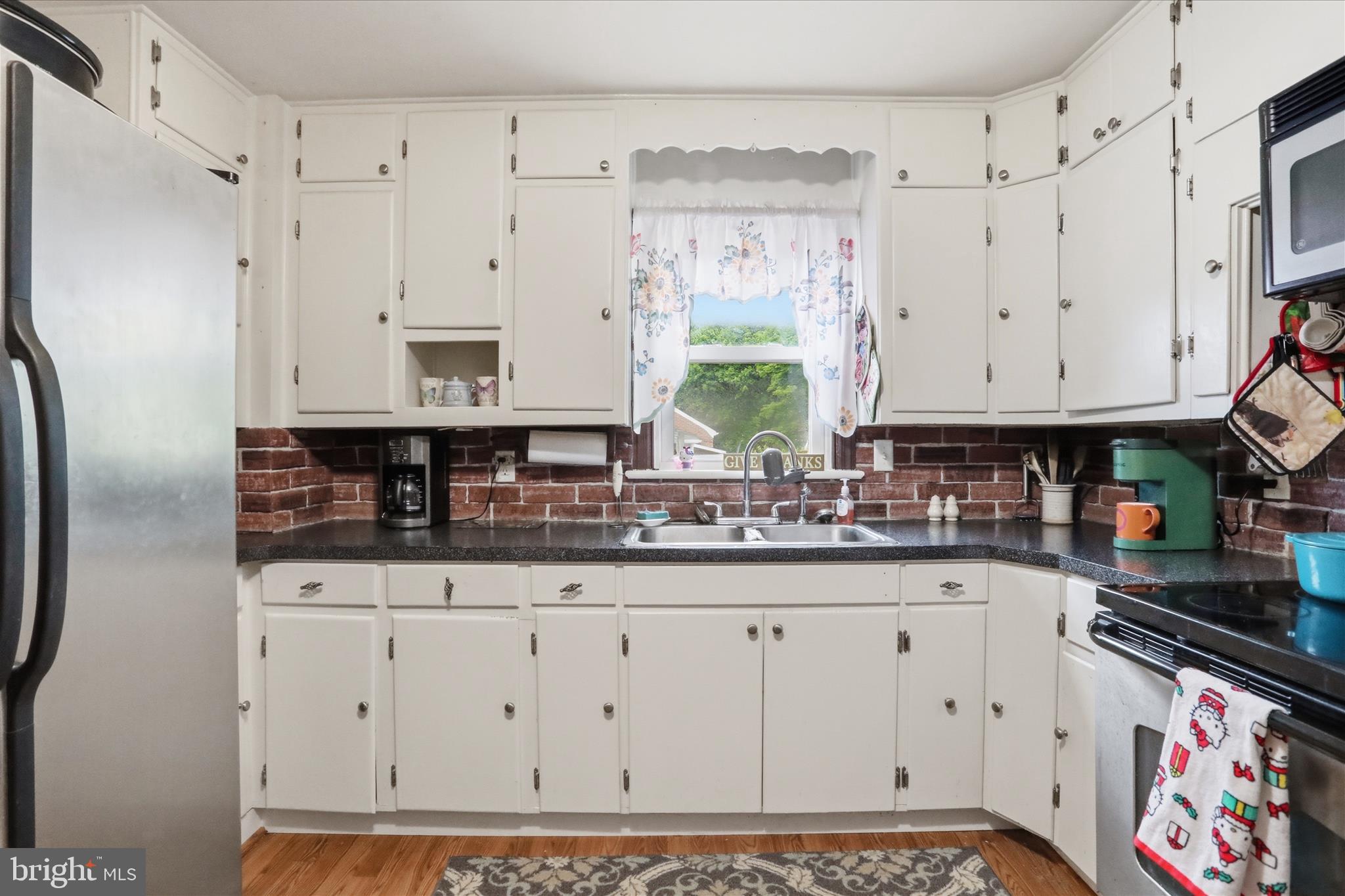 2066 Broad Falling Waters, WV 25419 - Photo 13 of 40