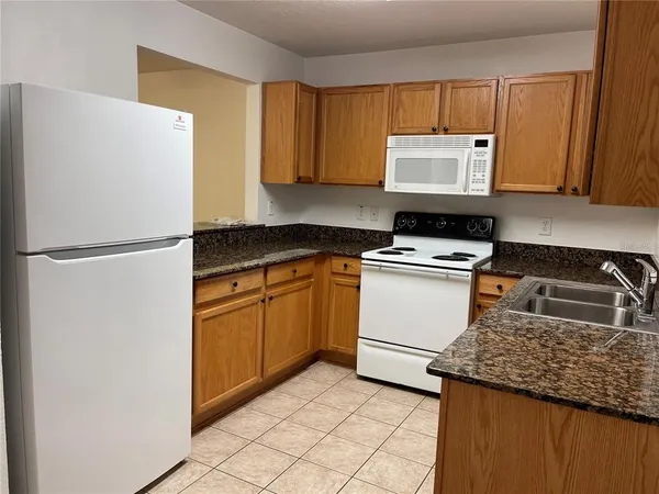 $1,850 | 10806 Brickside Court, Riverview, FL 33579