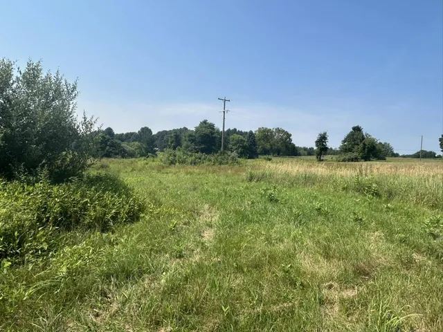 $99,900 | 62619 North County Road 365, Lawrence, MI 49064