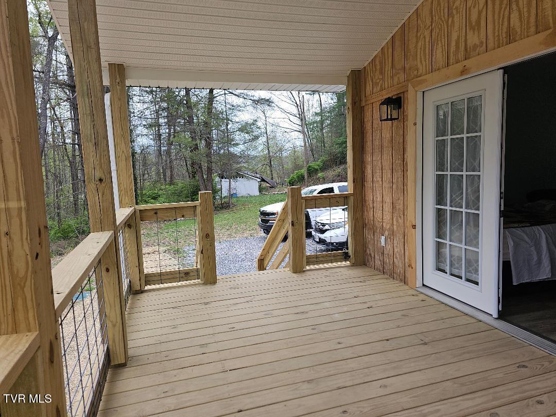 12702 Crab Orchard Road Coeburn, VA 24230 - Photo 5 of 32 18